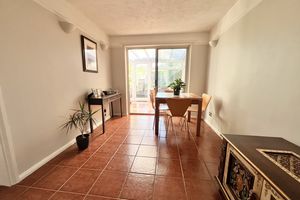 Photo 7- click for photo gallery